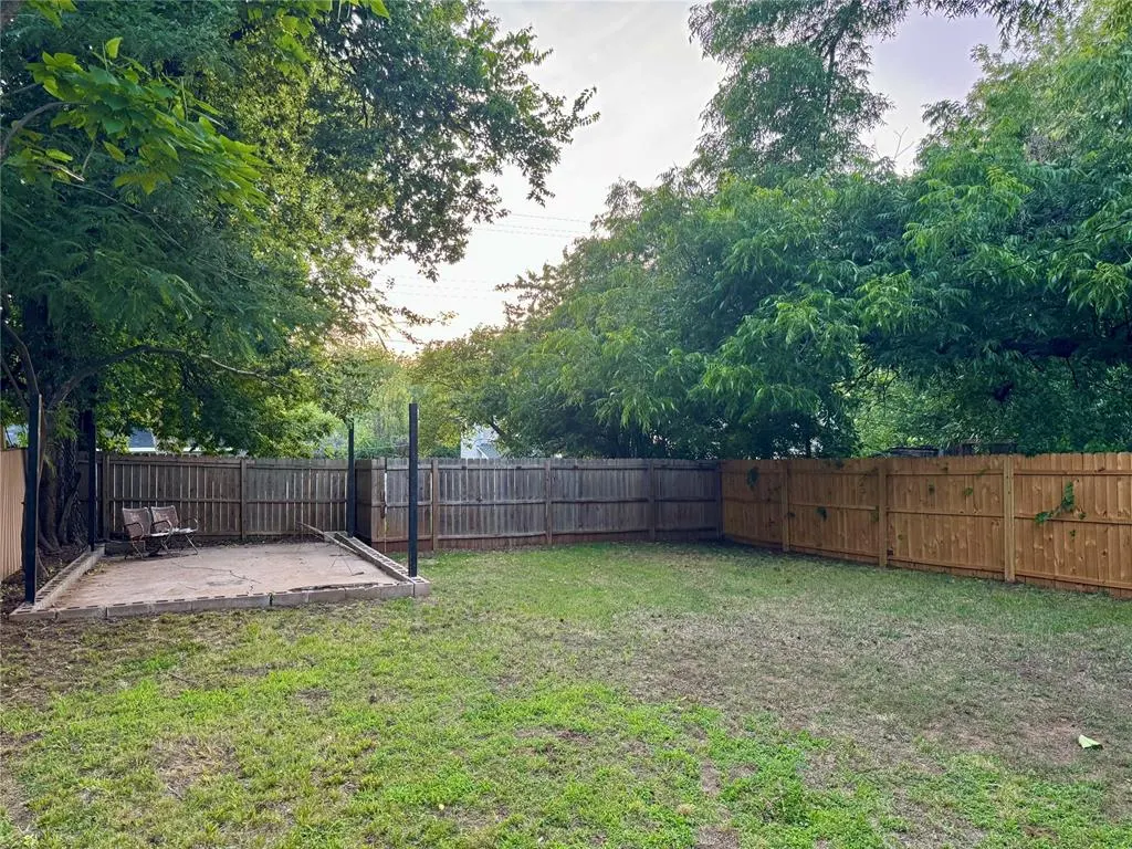 Photo 13 — 415 N Broad Street, Guthrie, OK 73044