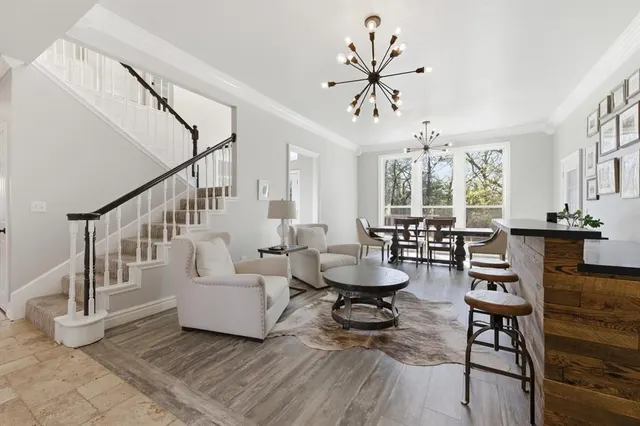 Photo 8 — 1812 Oaks Way, Oklahoma City, OK 73131