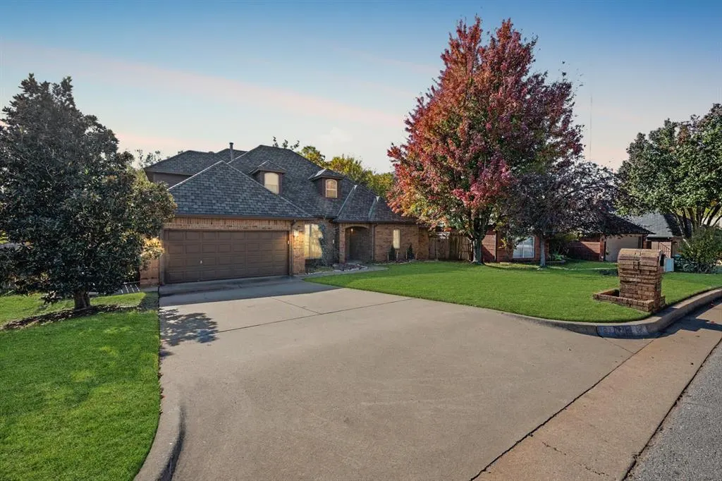 Photo 44 — 1812 Oaks Way, Oklahoma City, OK 73131
