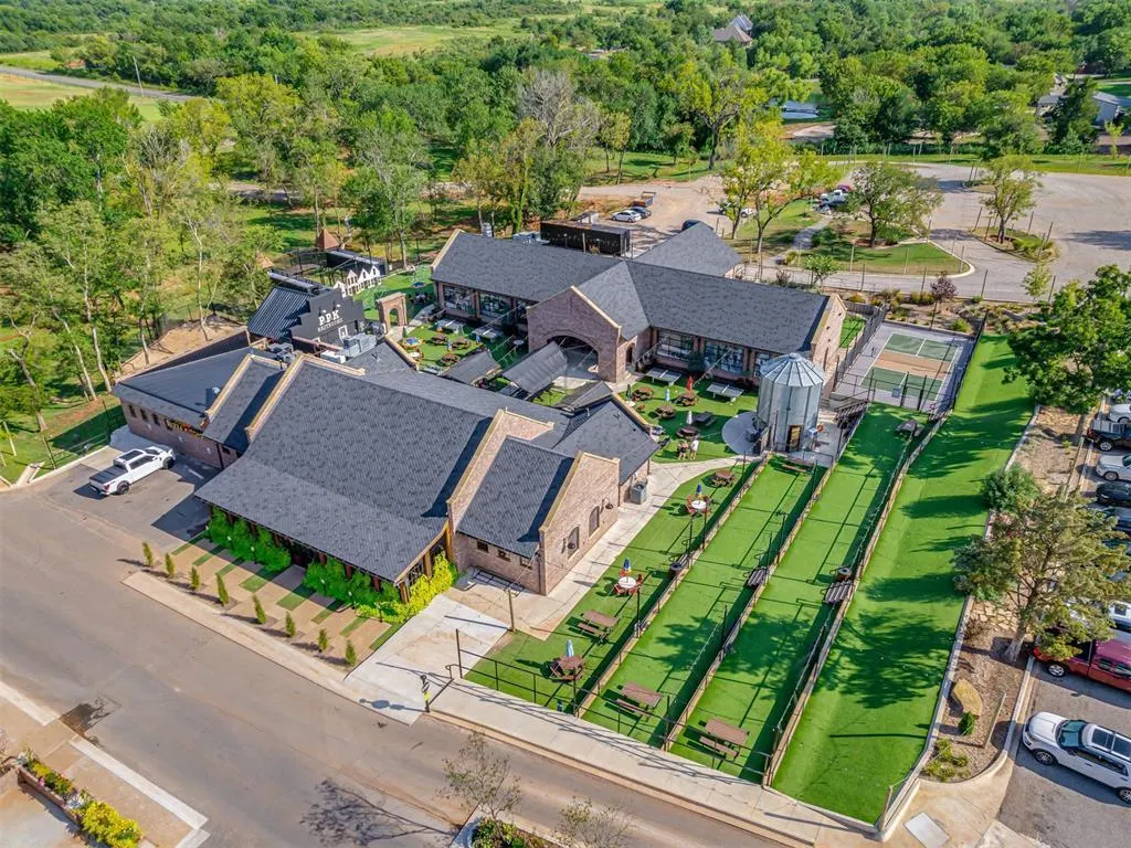 Photo 6 — 18313 Wishing Well Way, Norman, OK 73093