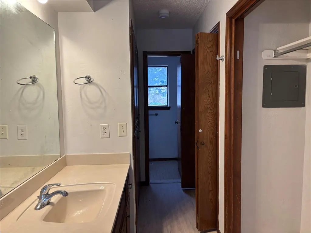 Photo 14 — 3728 Windswest Court, Oklahoma City, OK 73179