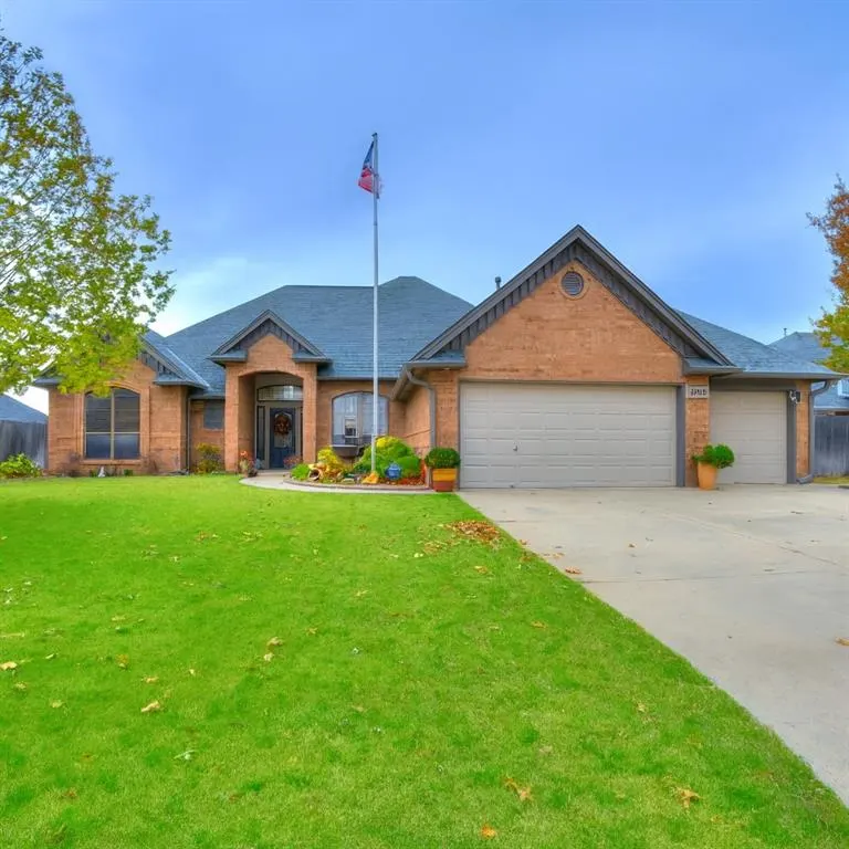Front exterior — 2509 SW 124th St, Oklahoma City, OK 73170