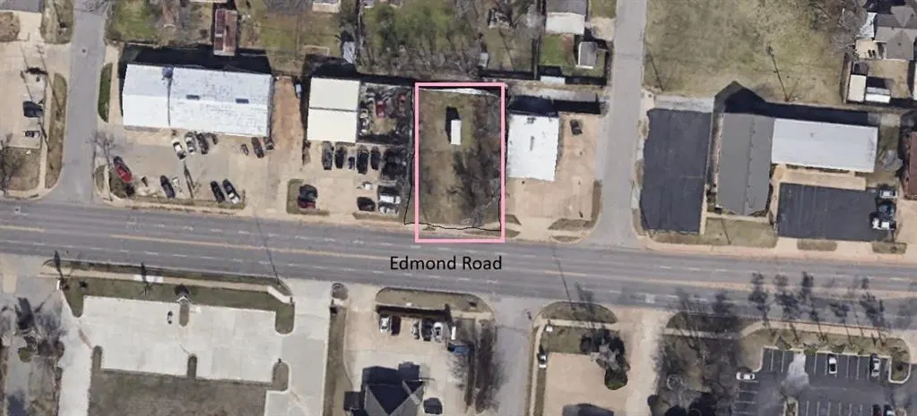 Photo 2 — 407 W Edmond Street, Edmond, OK 73003
