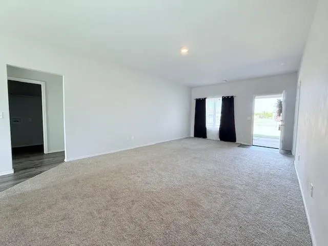 Photo 5 — 319 Starlight Drive, Shawnee, OK 74804