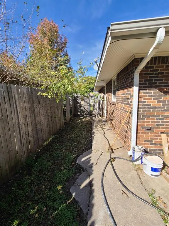 Photo 2 — 4208 NW 43rd Street, Oklahoma City, OK 73112