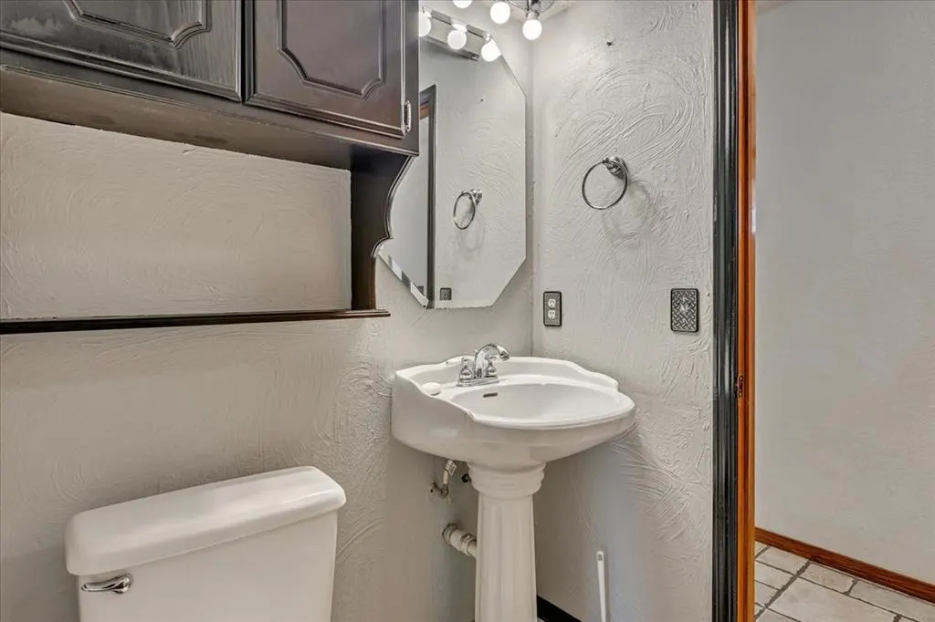 Photo 14 — 3816 Windswest Court, Oklahoma City, OK 73179