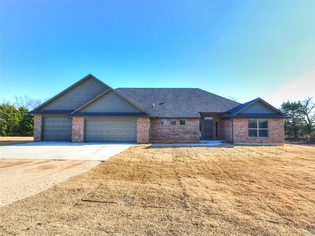 Front exterior — 2703 E Cedar Creek Pass, Stillwater, OK 74074