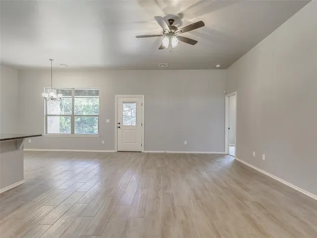 Photo 4 — 2703 E Cedar Creek Pass, Stillwater, OK 74074