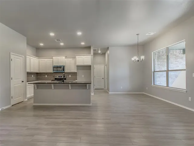 Photo 5 — 2703 E Cedar Creek Pass, Stillwater, OK 74074