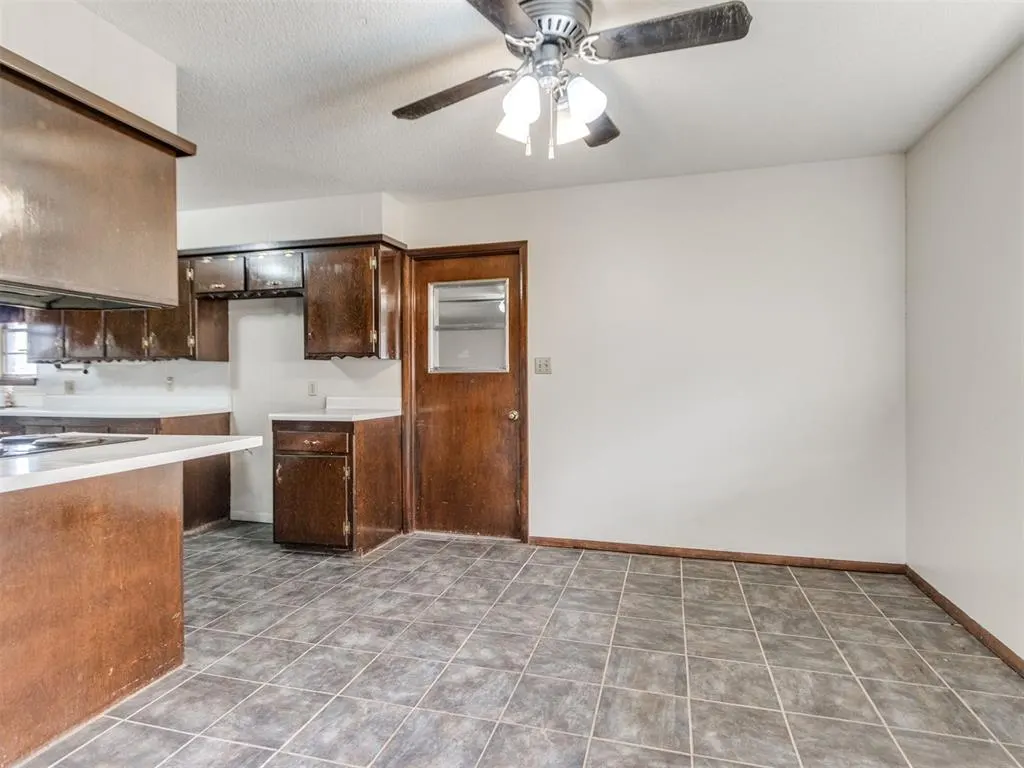 Photo 14 — 605 NE 3rd Street, Luther, OK 73054