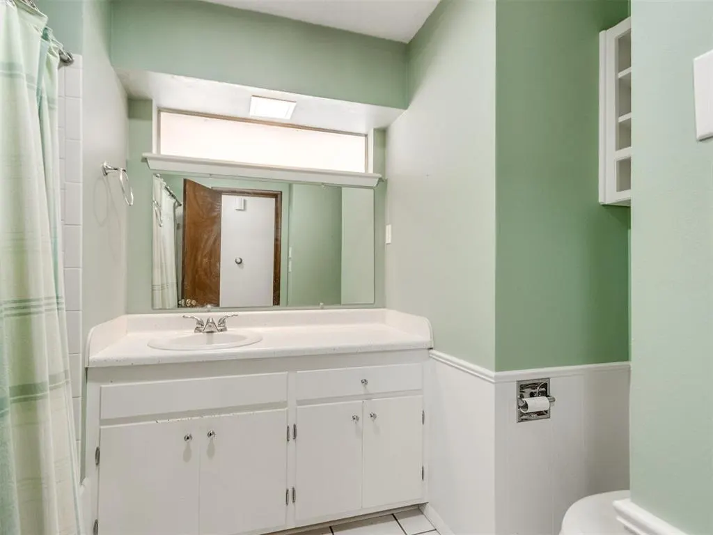 Photo 25 — 605 NE 3rd Street, Luther, OK 73054