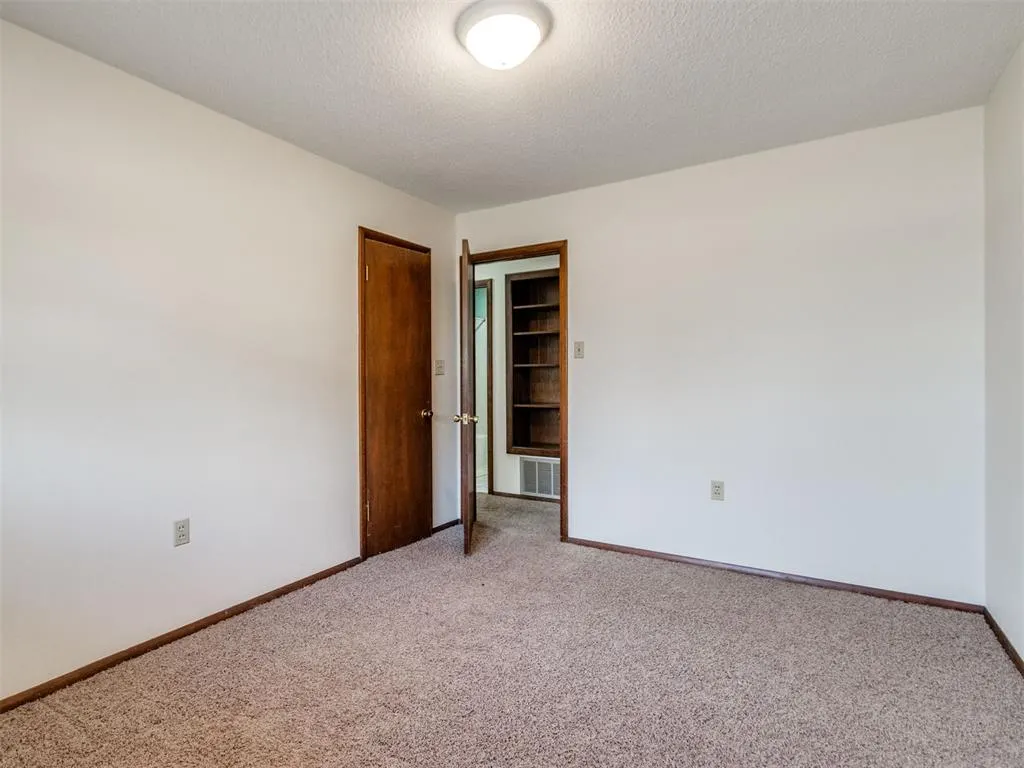 Photo 29 — 605 NE 3rd Street, Luther, OK 73054