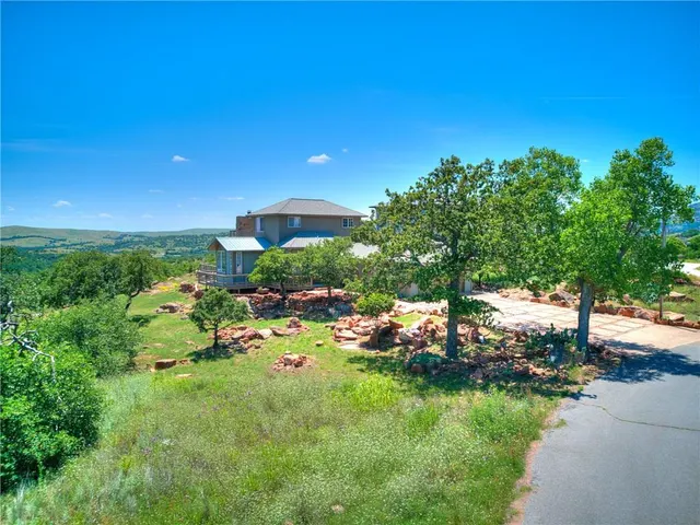 Photo 3 — 509 Big Rock Boulevard, Medicine Park, OK 73557