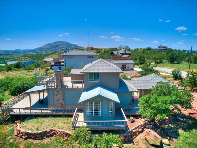 Photo 7 — 509 Big Rock Boulevard, Medicine Park, OK 73557