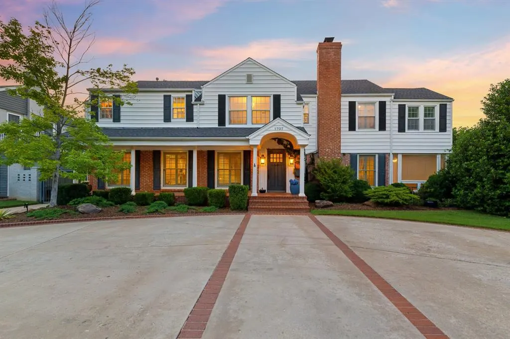 Front exterior — 1707 Pennington Way, Nichols Hills, OK 73116