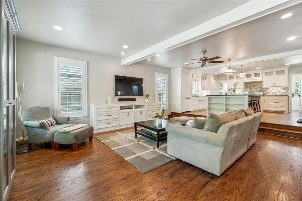 Photo 9 — 1707 Pennington Way, Nichols Hills, OK 73116