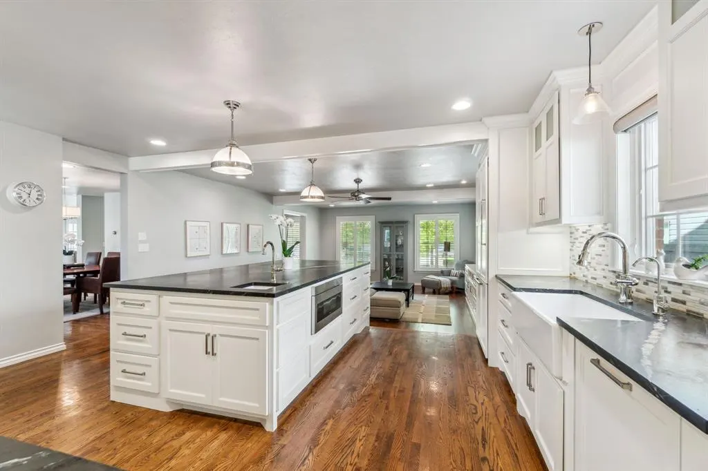 Photo 10 — 1707 Pennington Way, Nichols Hills, OK 73116
