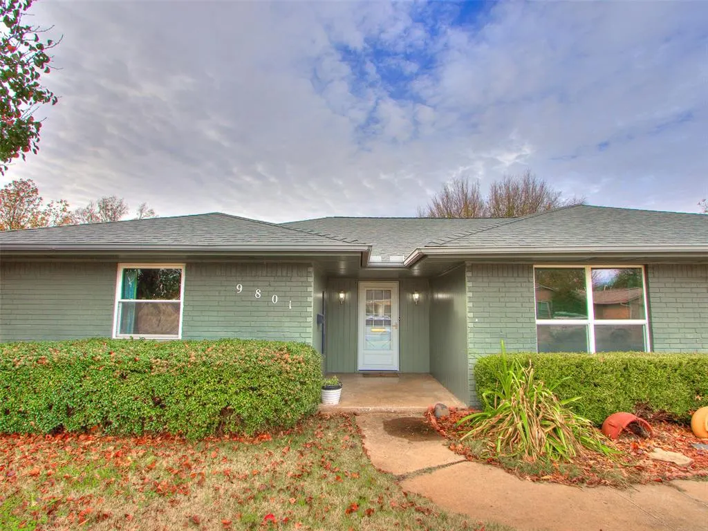Photo 2 — 9801 Lancet Lane, Oklahoma City, OK 73120
