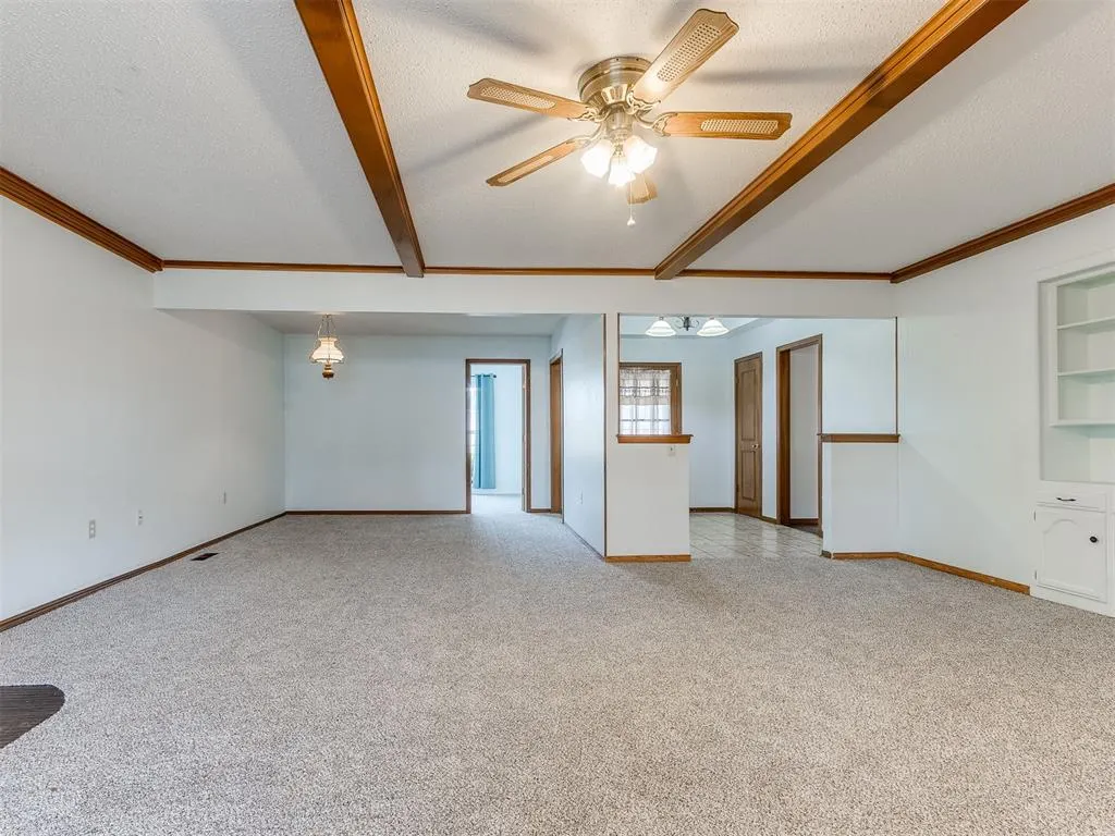 Photo 6 — 9801 Lancet Lane, Oklahoma City, OK 73120