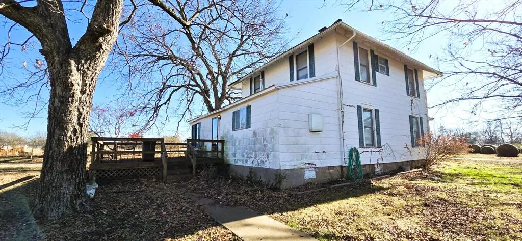 Photo 4 — 800 S Hinckley, Holdenville, OK 74848