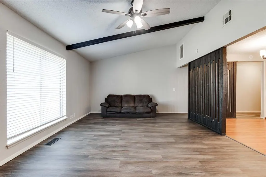 Photo 7 — 11817 Hollyrock Drive, Yukon, OK 73099