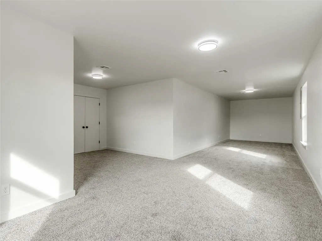 Photo 42 — 8709 Woodbend Drive, Oklahoma City, OK 73135