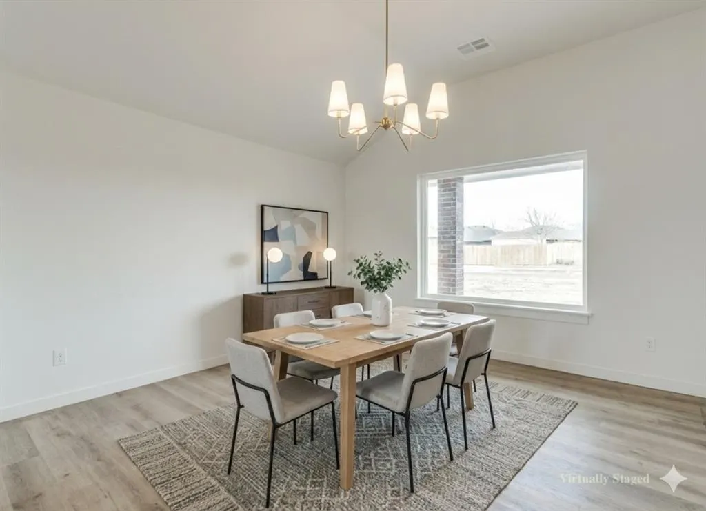Photo 4 — 8709 Woodbend Drive, Oklahoma City, OK 73135