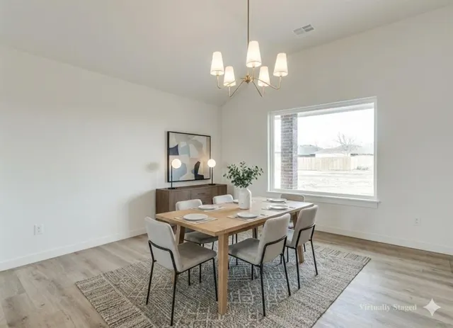 Photo 4 — 8709 Woodbend Drive, Oklahoma City, OK 73135