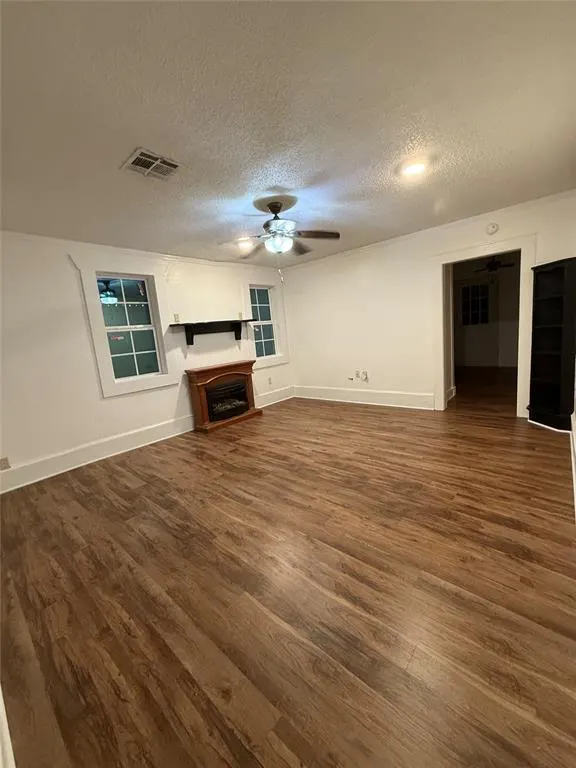 Photo 2 — 927 S Reno, El Reno, OK 73036