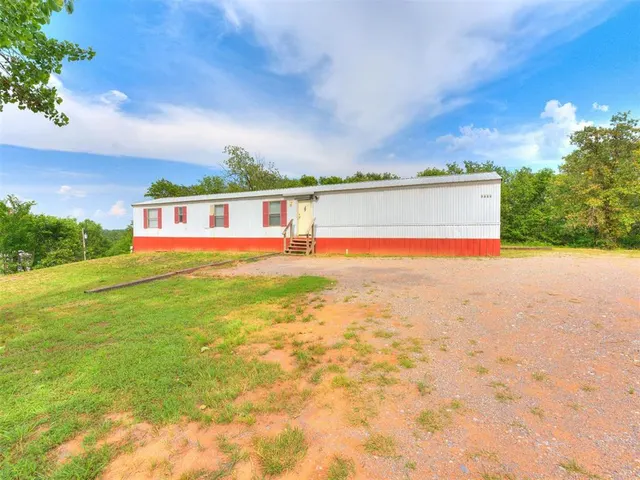 Photo 5 — 7351 142nd Street, Noble, OK 73068