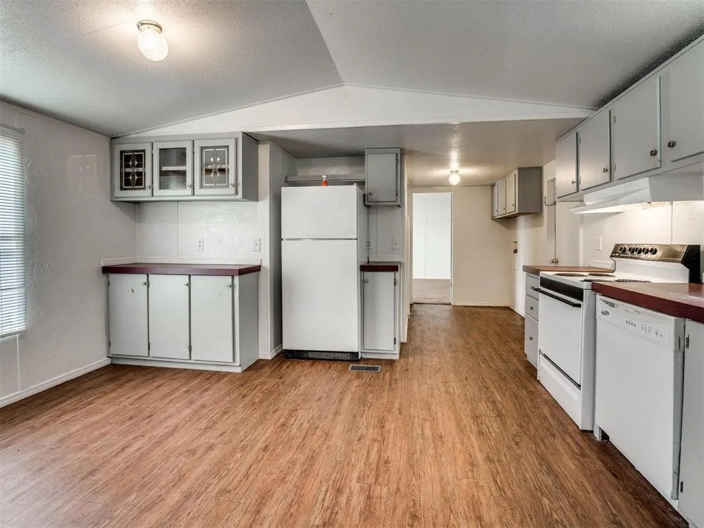 Photo 13 — 7351 142nd Street, Noble, OK 73068
