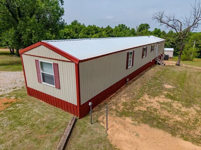 Photo 3 — 7351 142nd Street, Noble, OK 73068
