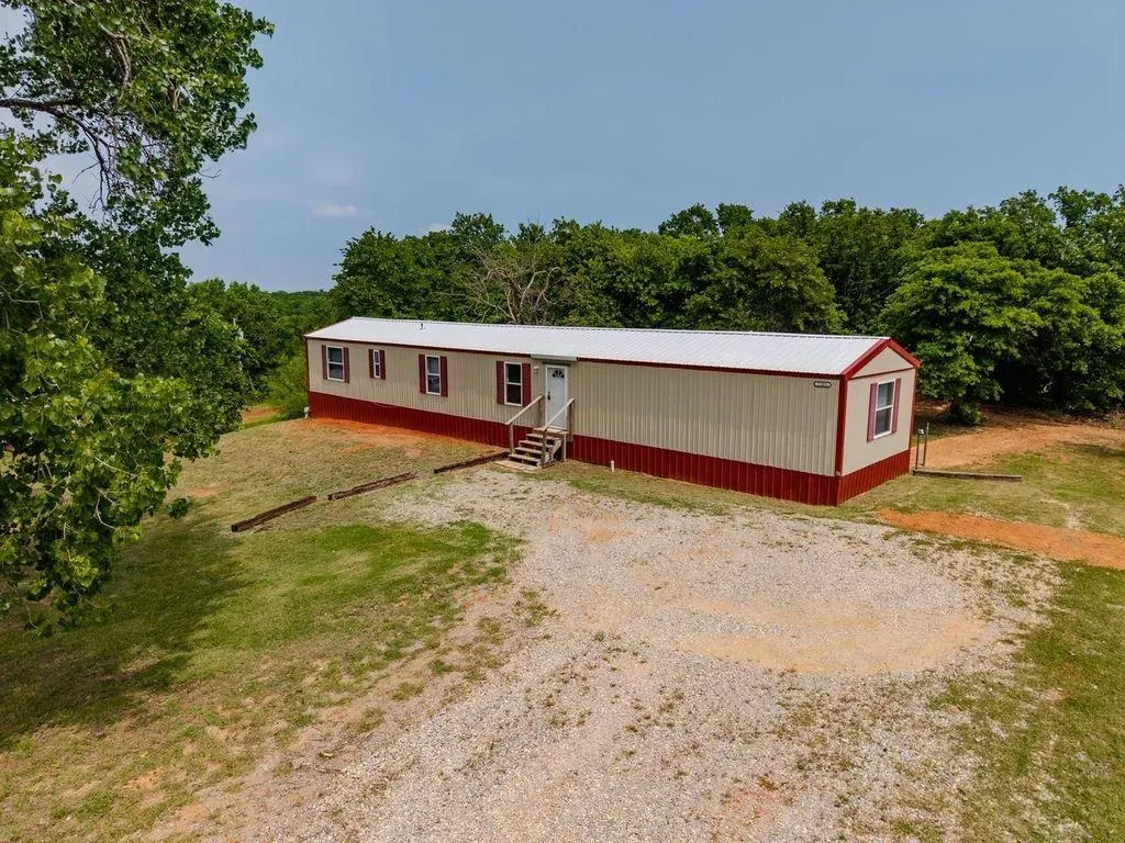 Photo 4 — 7351 142nd Street, Noble, OK 73068