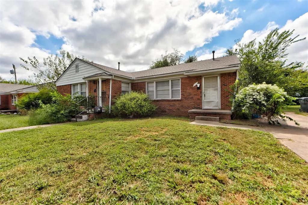 Front exterior — 432 Babb Drive, Midwest City, OK 73110