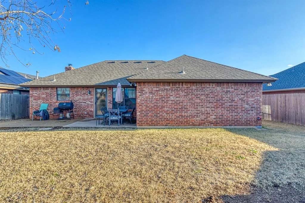 Photo 30 — 9401 Maybrook Drive, Oklahoma City, OK 73159