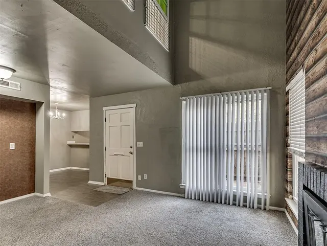 Photo 7 — 811 Red Bird Lane, Norman, OK 73072