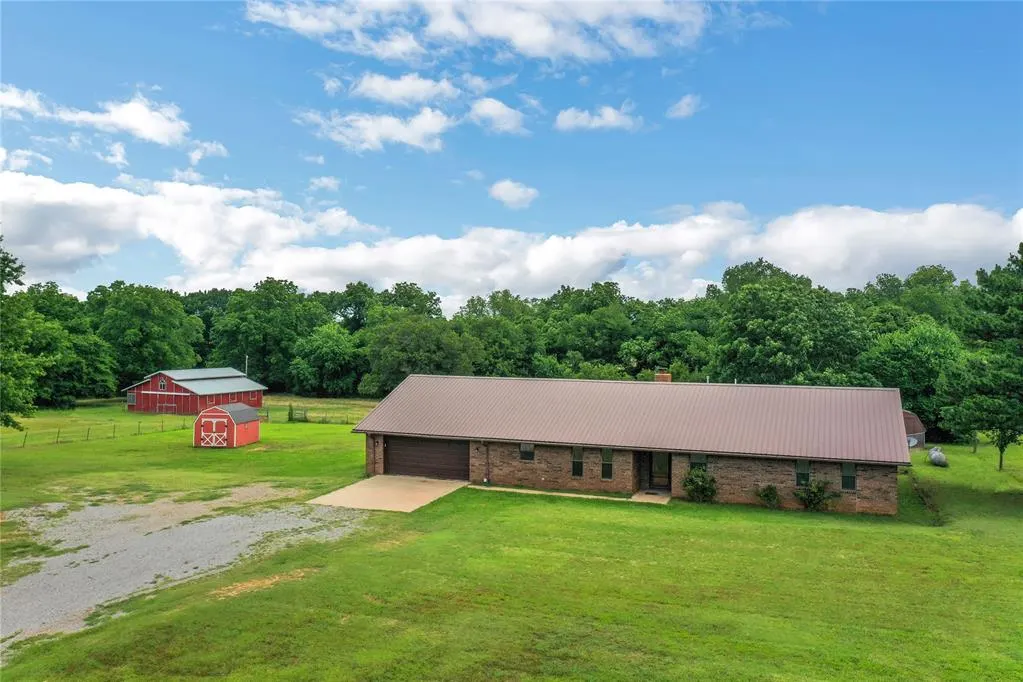 Photo 2 — 10051 Flat Armadillo Road, Lexington, OK 73051