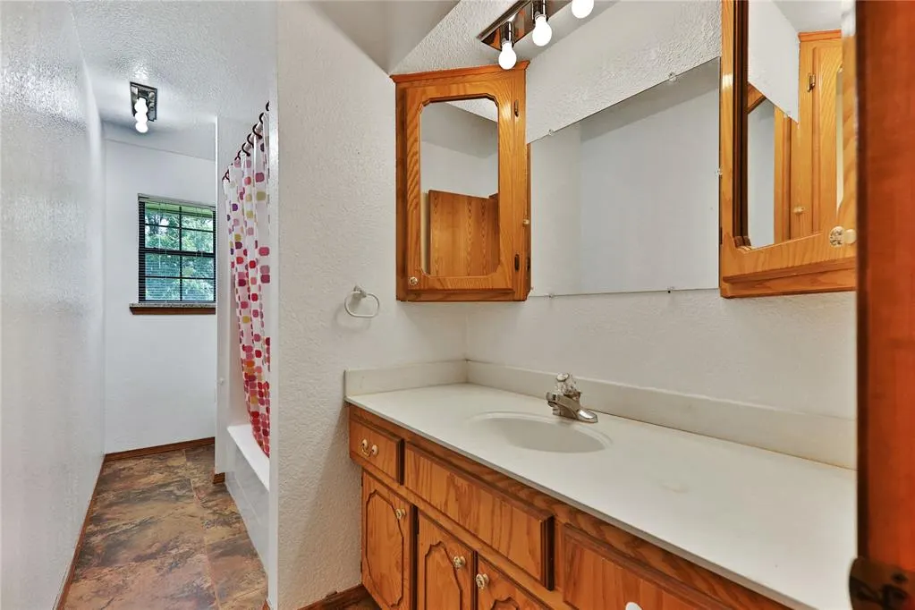 Photo 16 — 10051 Flat Armadillo Road, Lexington, OK 73051