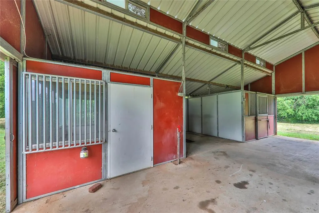 Photo 32 — 10051 Flat Armadillo Road, Lexington, OK 73051