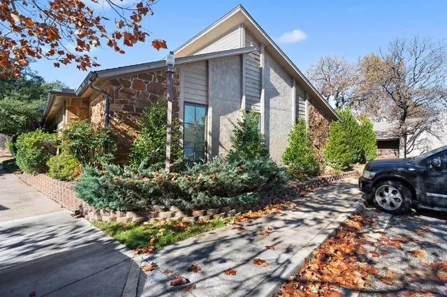 Front exterior — 1600 E 19th Street 504, Edmond, OK 73013