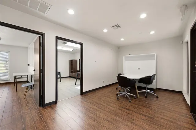 Photo 6 — 1600 E 19th Street 504, Edmond, OK 73013
