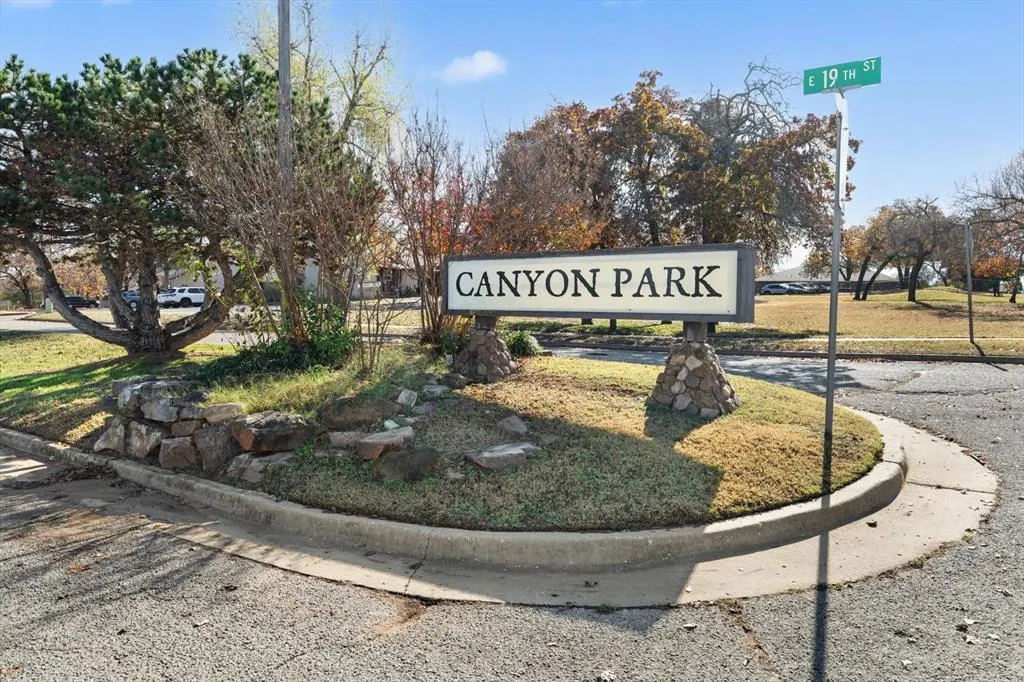 Photo 15 — 1600 E 19th Street 504, Edmond, OK 73013