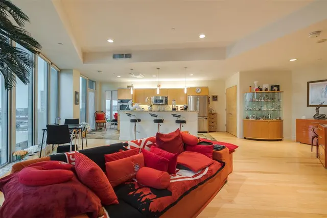 Photo 5 — 5900 Mosteller Drive 34, Oklahoma City, OK 73112