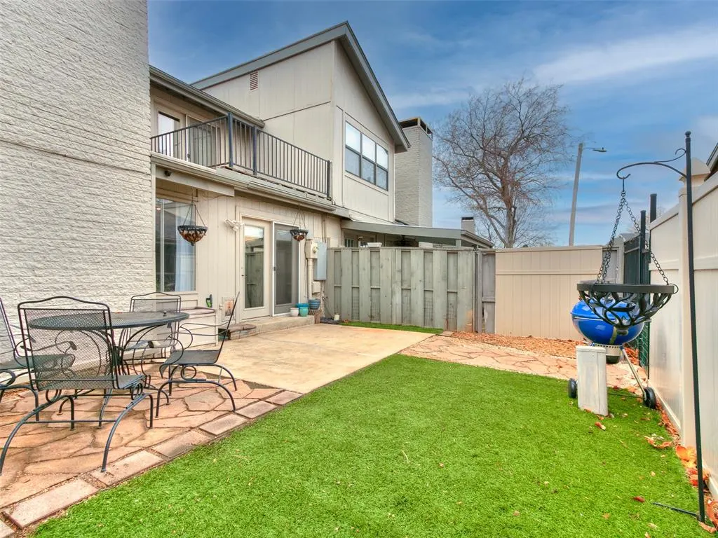 Photo 24 — 9803 Hefner Village Place, Oklahoma City, OK 73162