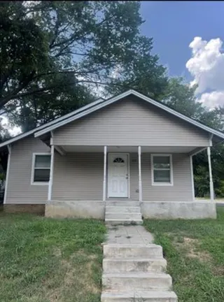 Sold home at 302 S Penn Avenue