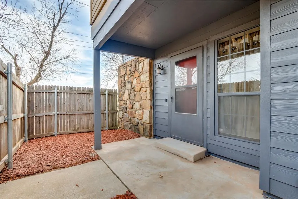 Front exterior — 14305 N Pennsylvania Avenue 2H, Oklahoma City, OK 73134