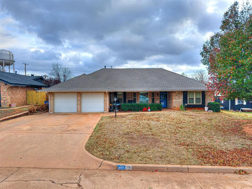 Photo 3 — 611 Zellers Avenue, Kingfisher, OK 73750