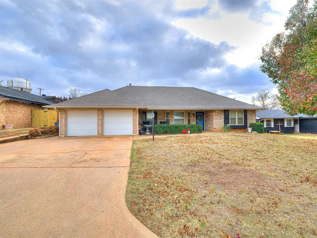 Photo 6 — 611 Zellers Avenue, Kingfisher, OK 73750