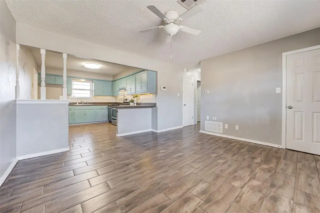 Photo 10 — 24 Seneca Drive, Shawnee, OK 74801
