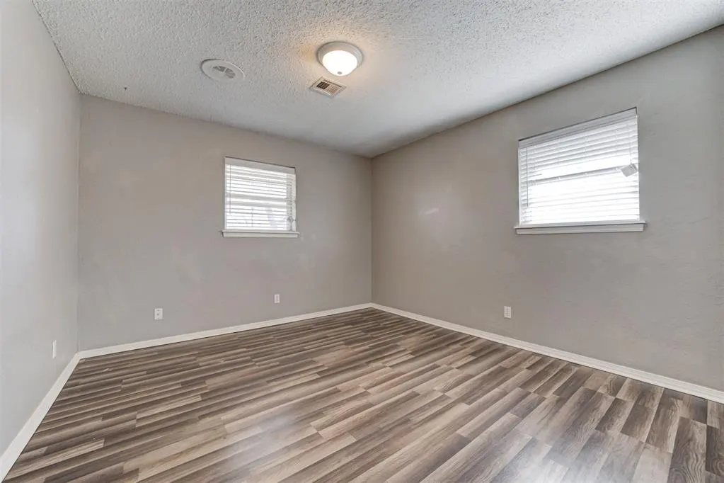 Photo 19 — 24 Seneca Drive, Shawnee, OK 74801
